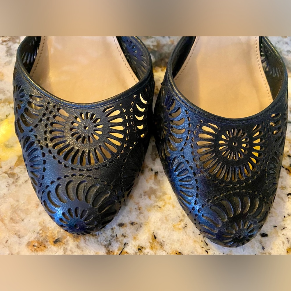 Naturalizer Black Genuine Lazer Cut Buttery Leather Heels Woman’s Sz 9M - Picture 4 of 11